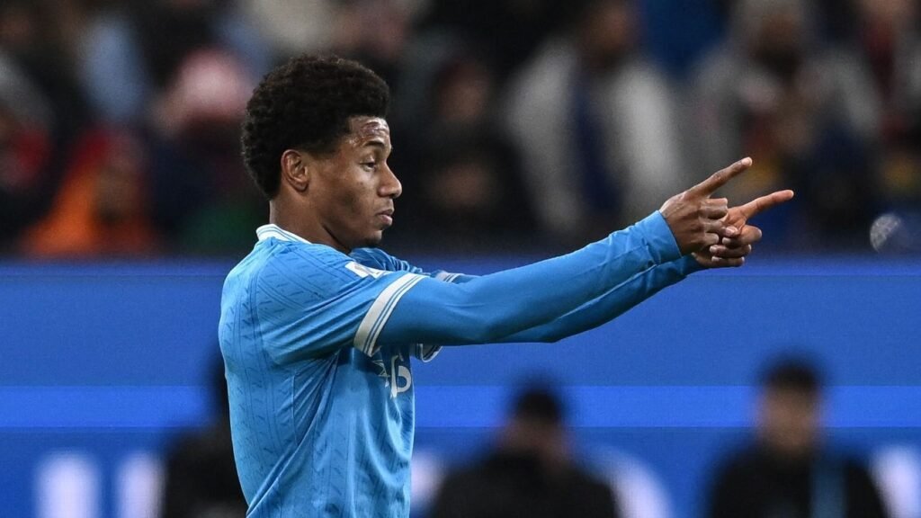 David Neres deslumbró con dos goles en la Supercopa de Italia entre Napoli y Bologna