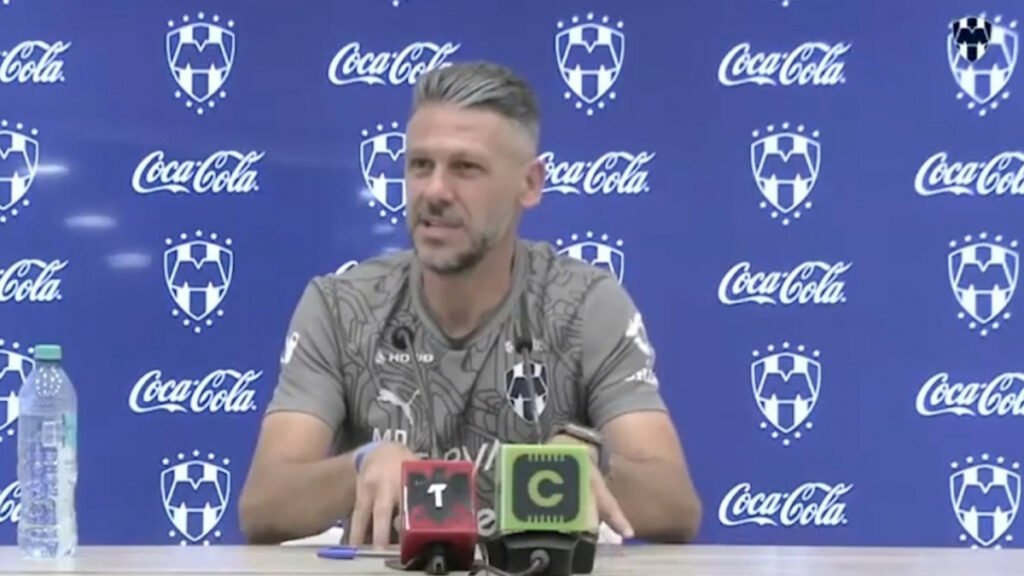 Demichelis comenta su desacuerdo con Canales: "Si la relación fuera muy mala, dejaría al jugador fuera"