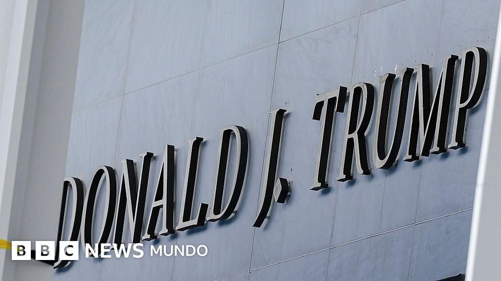 El nombre de Trump se incorpora a la icónica fachada del Kennedy Center en Washington D.C.