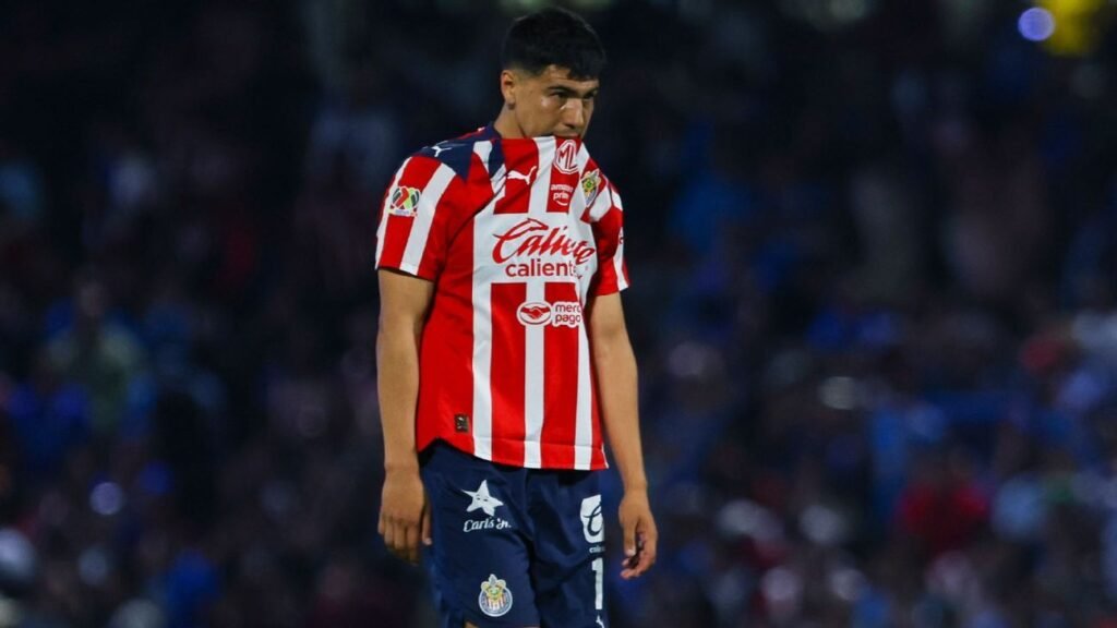 Erick Gutiérrez: De estrella en ascenso a ser rechazado por Chivas en solo dos años