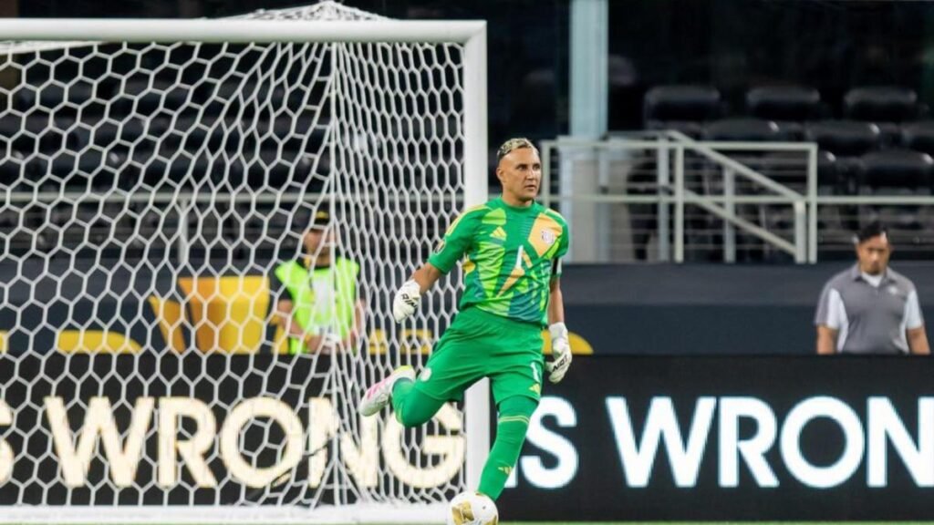 Keylor Navas llega a México y provoca furor: "Su contratación posiciona a Pumas como favorito para el título"
