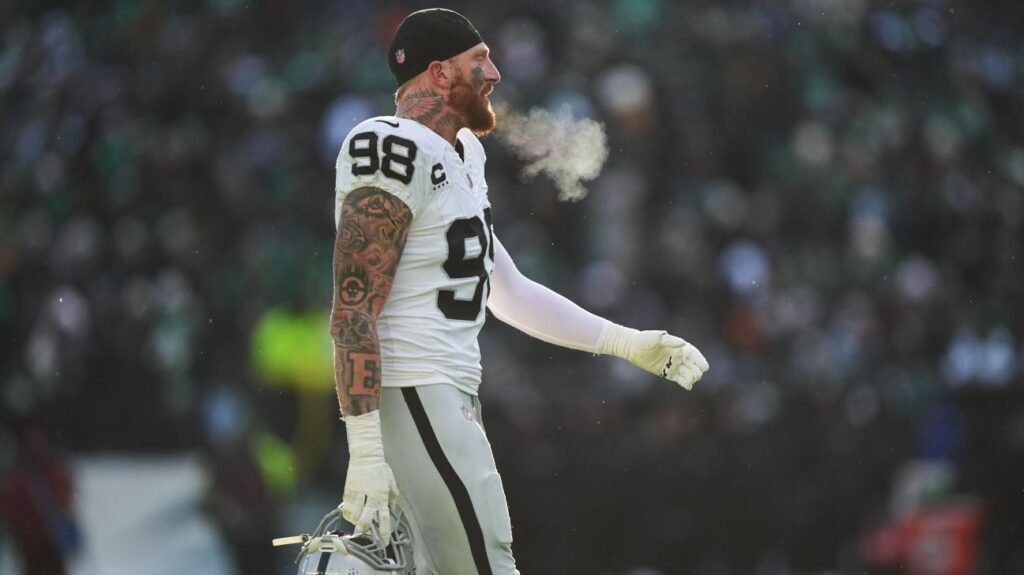 Los Raiders colocan al cazamariscales Crosby en la lista de lesionados