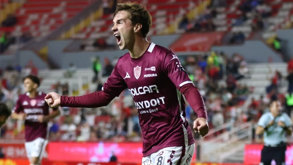 Cruz Azul presenta a Agustín Palavecino como su nuevo refuerzo estrella