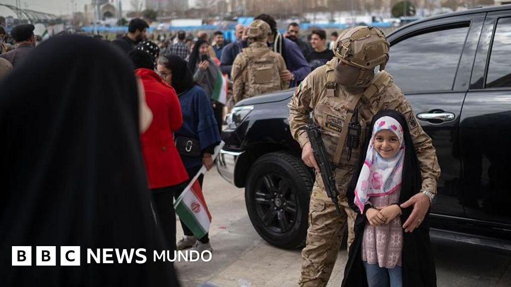 La BBC llega a Irán: el descontento y la desobediencia eclipsan las celebraciones del aniversario de la revolución en Teherán