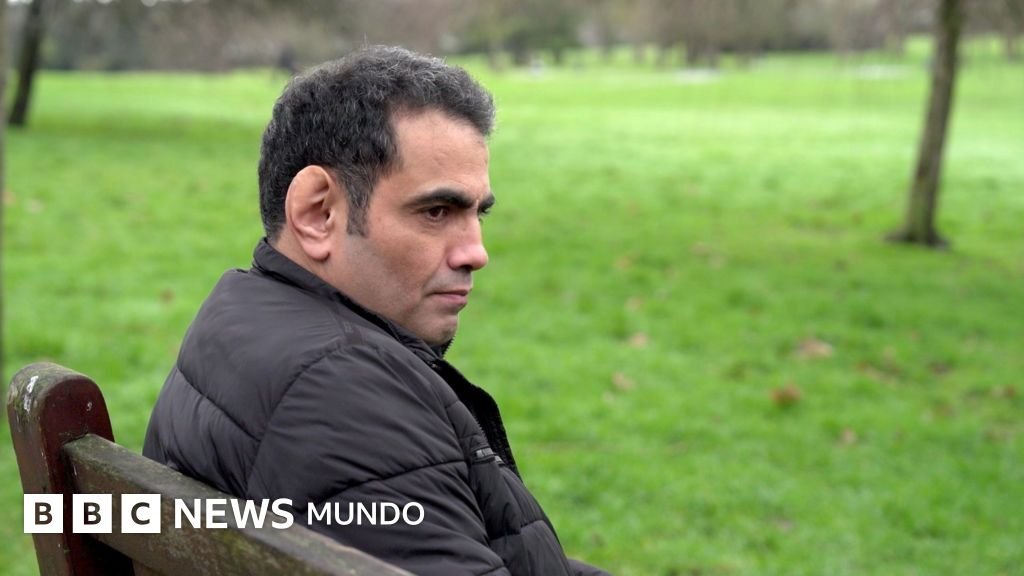 Me ridiculicé del líder saudita en YouTube y luego sufrí un hackeo y una golpiza en Londres