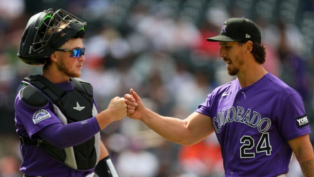 Los propietarios de los Broncos compran un 40% de los Rockies