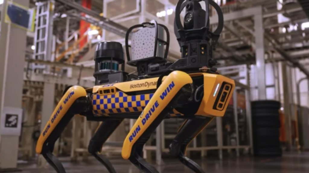 ICE destina hasta 2 millones de dólares para adquirir perros robot en sus operaciones migratorias