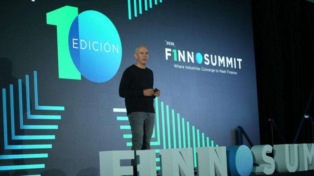 FINNOSUMMIT 2026 concluye su décima edición con la participación de más de 2,000 asistentes.